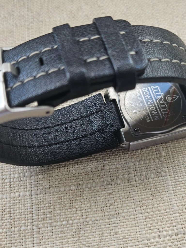 Nixon Women Wristwatch Black Genuine Leather Strap Date Calendar Analog Watch — image 4 of 8
